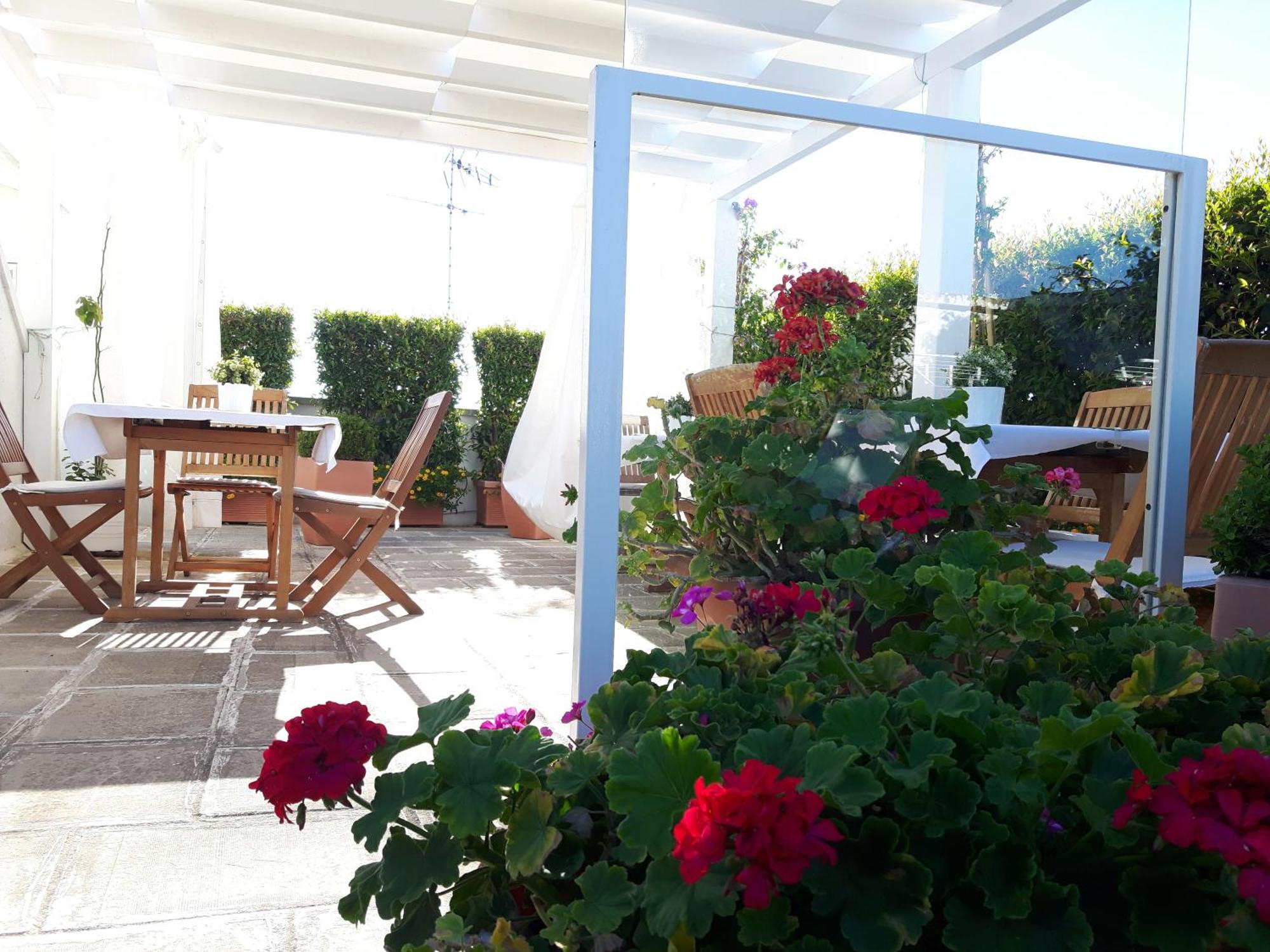 B&B Corte Regina Esther เวเญ ภายนอก รูปภาพ